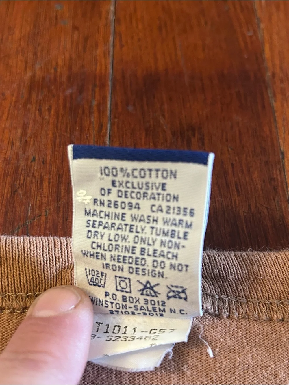 Vintage ‘90s Champion USA Essential Spellout Brown Tan Cotton Crewneck T-shirt L - Picture 7 of 7